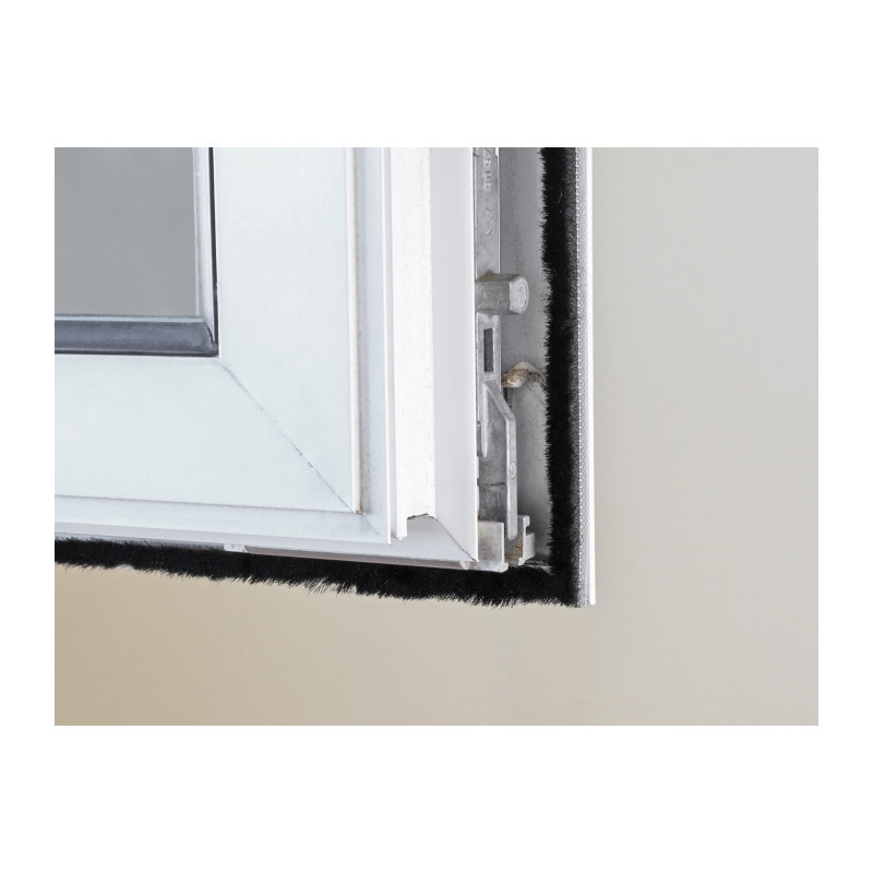 Delock Bürstenstreifen selbstklebend 8 mm - Länge 5 m schwarz