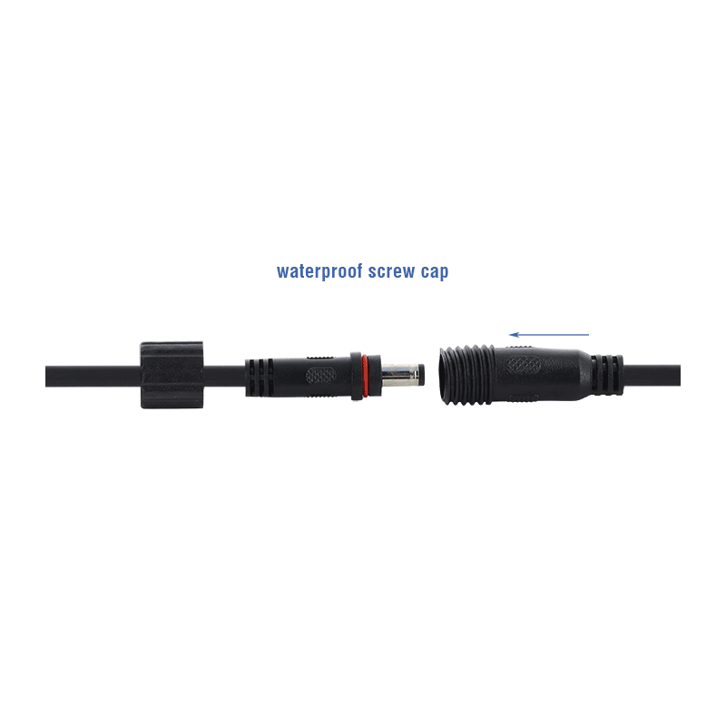 Delock DC Verlängerungskabel 5,5 x 2,5 mm Stecker zu Buchse mit Schraubverschluss M12 x 1,75 mm Gewinde wasserfest 18 AWG, 2 m s