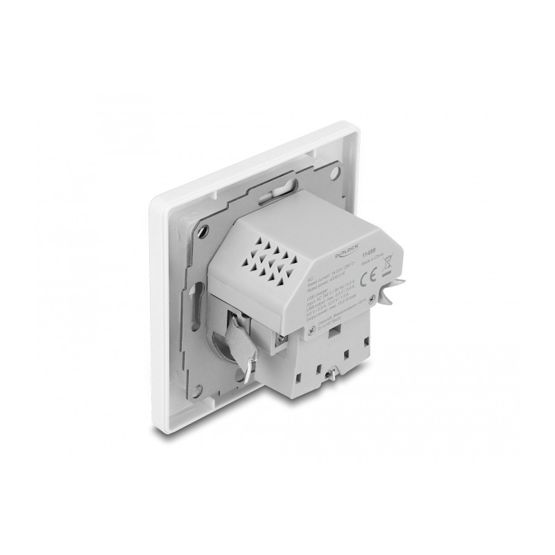 Delock Einbausteckdose mit 2 USB Ladeports, 1 x USB Typ-A und 1 x USB Type-C™ mit PD 3.0, 18 W