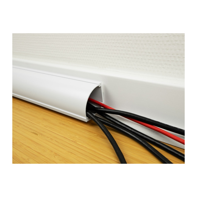 Delock Eckkanal selbstklebend 73 x 42 mm - Länge 1 m weiß
