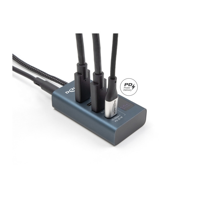 Delock USB 10 Gbps Hub mit 4 USB Type-C™ Ports davon 3 x Datenport + 1 x Daten und PD 20 Watt mit Leistungsanzeige